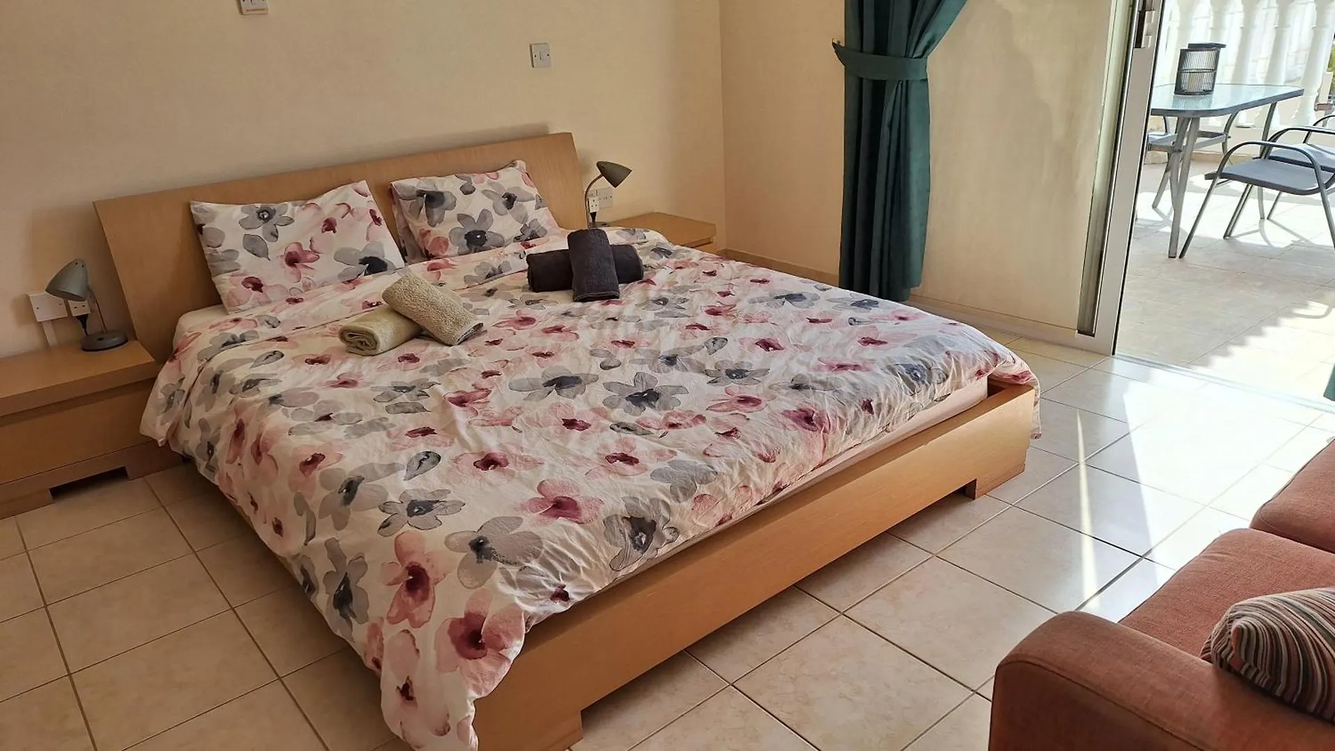 Nissi Golden Sand Lome 0*, איה נאפה קפריסין
